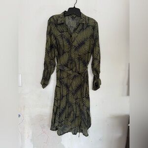 Ann Taylor Womens Midi Palm Leaf Print Belted Shirt Dress, Size Medium P
